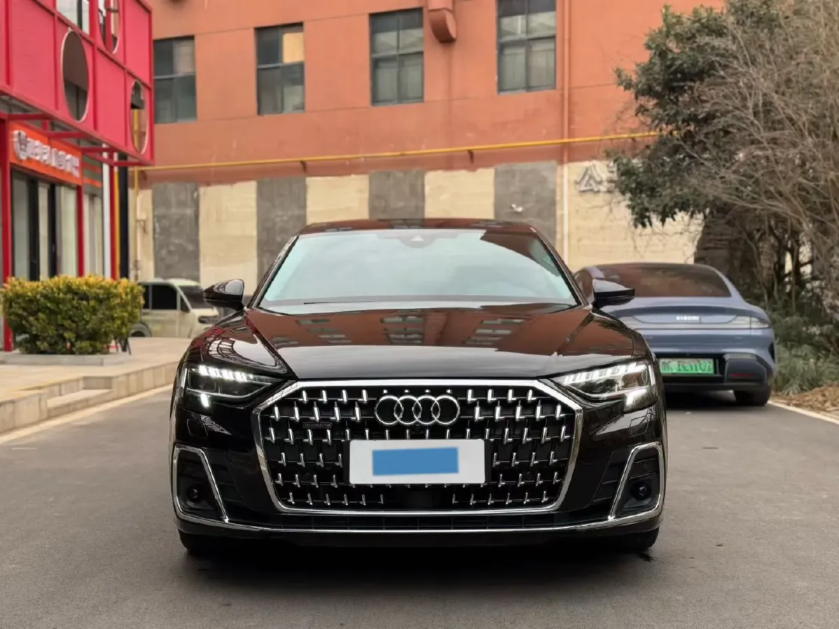 2024 Audi A8 3.0T 286HP V6 8AT,autocango,china used car exporter,china ev exporter,chinese used car exporter,chinese used ev exporter