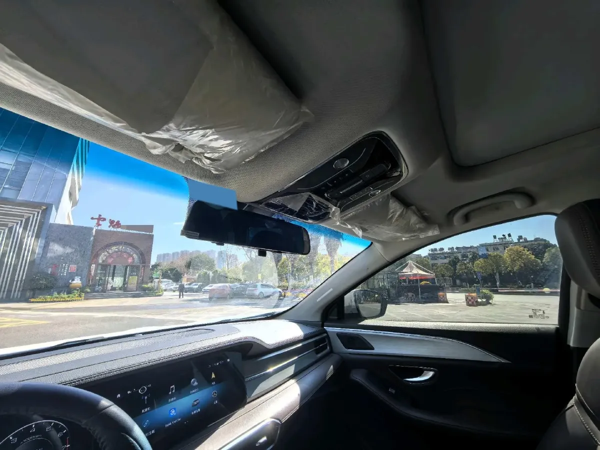 2023 Jetour X95 1.6T 197HP L4 7DCT,autocango,china used car exporter,china ev exporter,chinese used car exporter,chinese used ev exporter