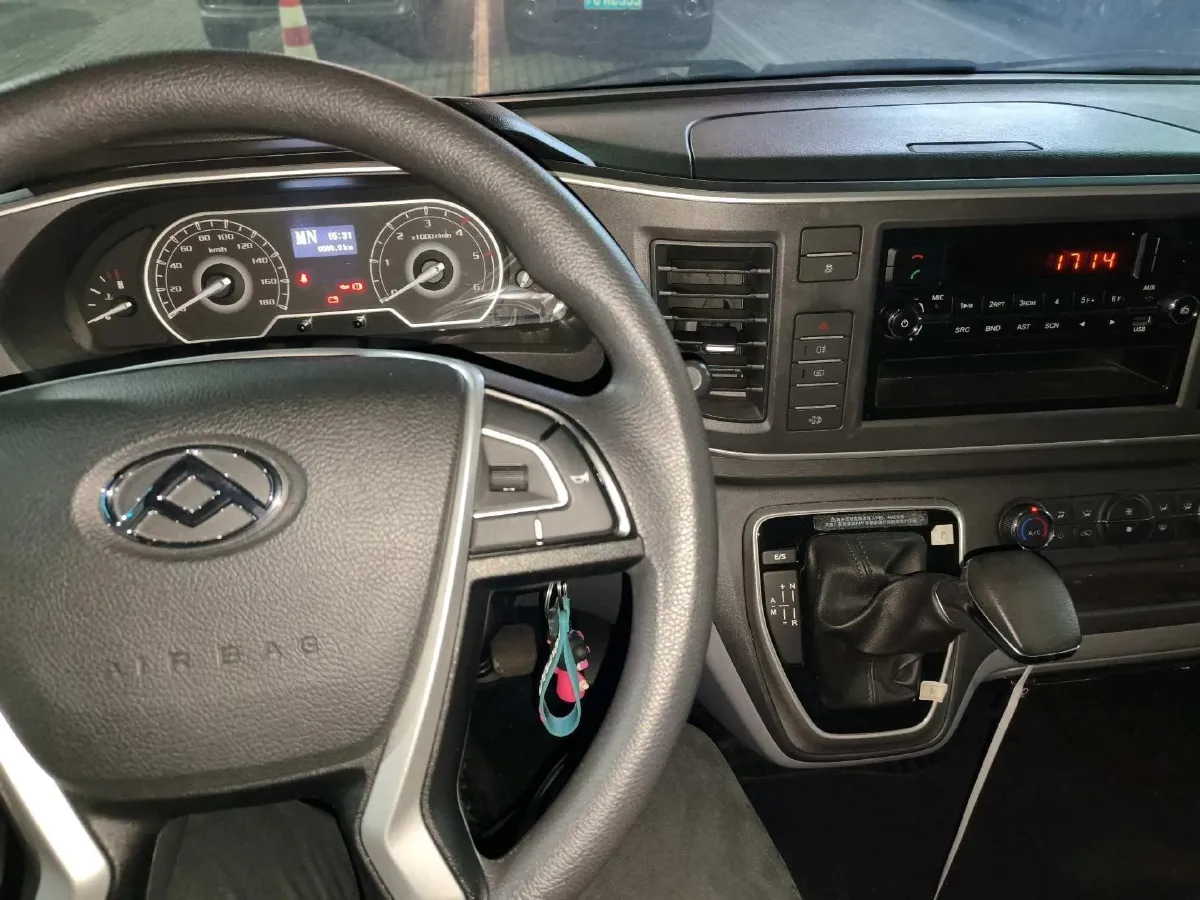 2019 JAC T8 2.0T 190HP L4 6MT,autocango,china used car exporter,china ev exporter,chinese used car exporter,chinese used ev exporter