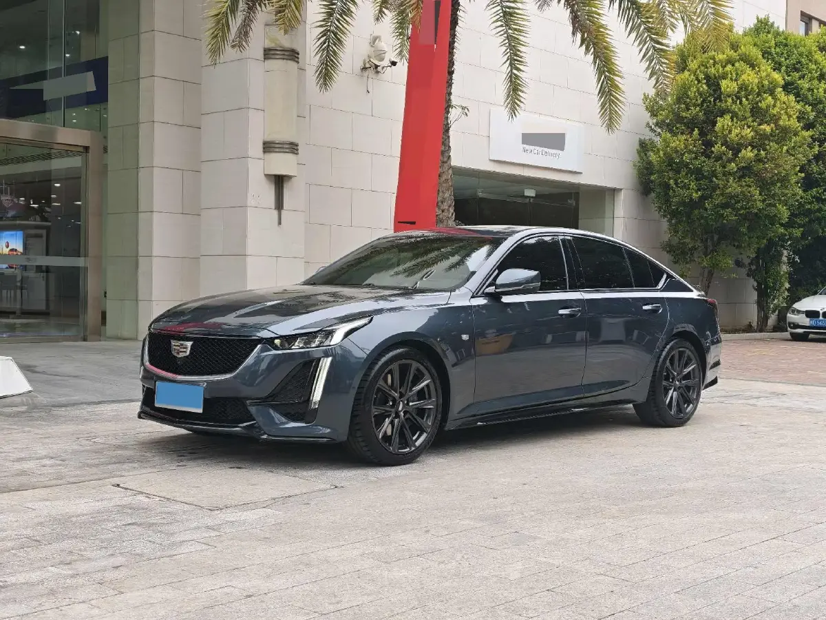 2020 Cadillac CT5 2.0T 241HP L4 10AT