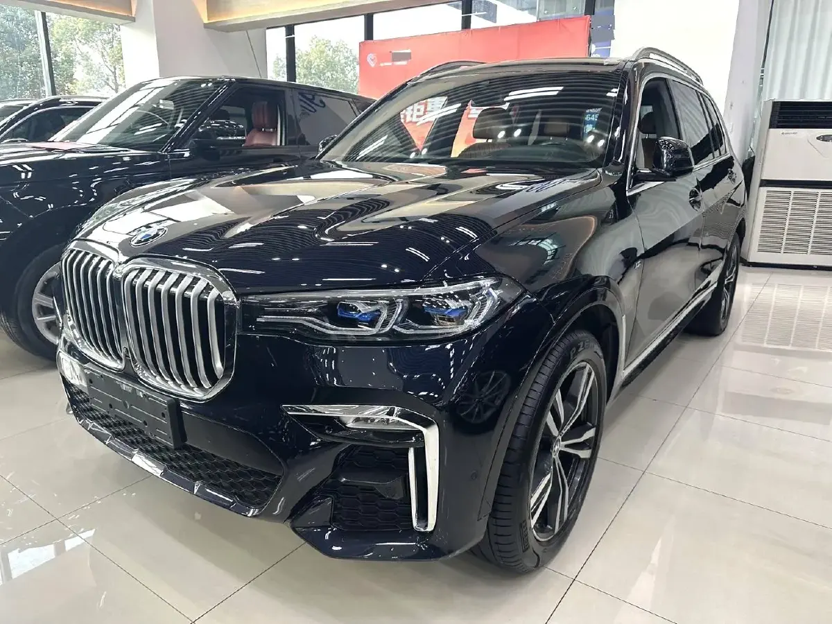 2021 BMW X7 3.0T 340HP L6 8AT