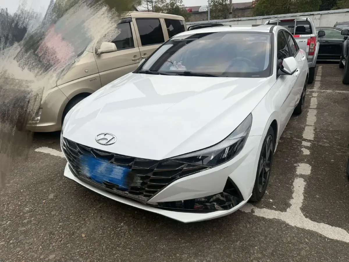 2021 Hyundai Elantra 1.5L 115HP L4 CVT