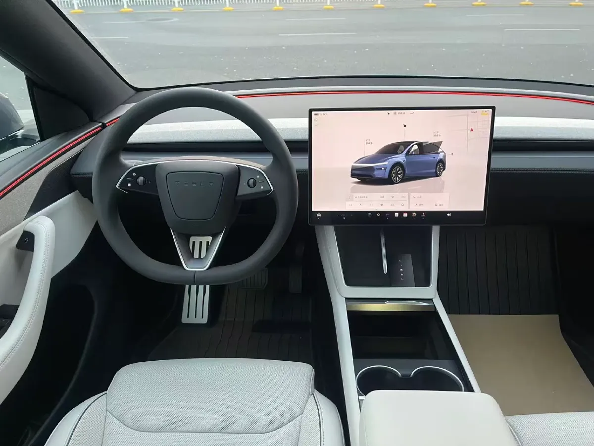 2025 Tesla Model Y L BEV,autocango,china used car exporter,china ev exporter,chinese used car exporter,chinese used ev exporter