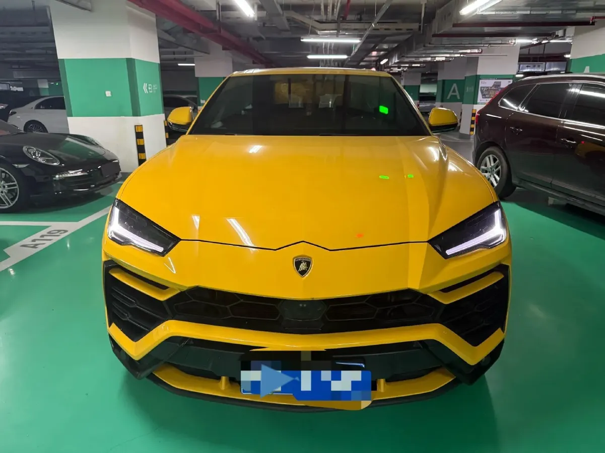 2021 Lamborghini Urus 4.0T 641HP V8 8AT,autocango,china used car exporter,china ev exporter,chinese used car exporter,chinese used ev exporter
