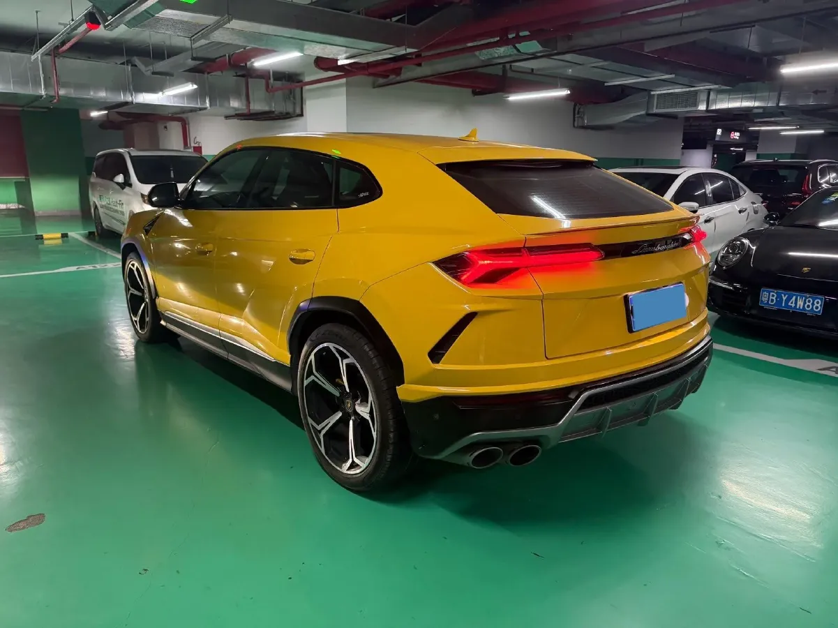 2021 Lamborghini Urus 4.0T 641HP V8 8AT,autocango,china used car exporter,china ev exporter,chinese used car exporter,chinese used ev exporter