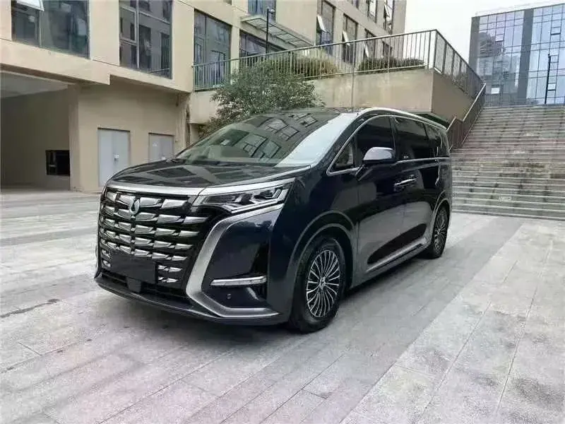 2024 Denza D9 1.5T 139HP L4 E-CVT PHEV 40KWH