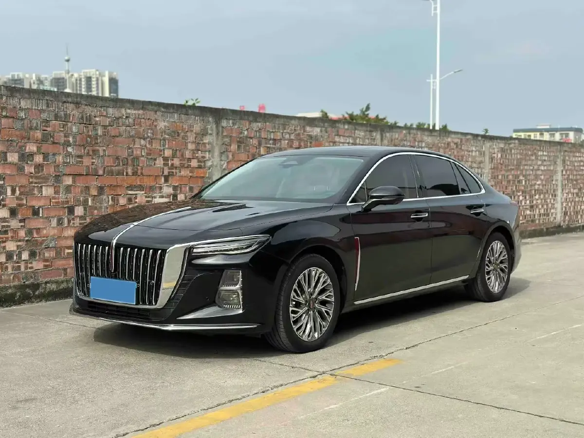 2025 HongQi H5 1.5T 169HP L4 1DHT Hybrid