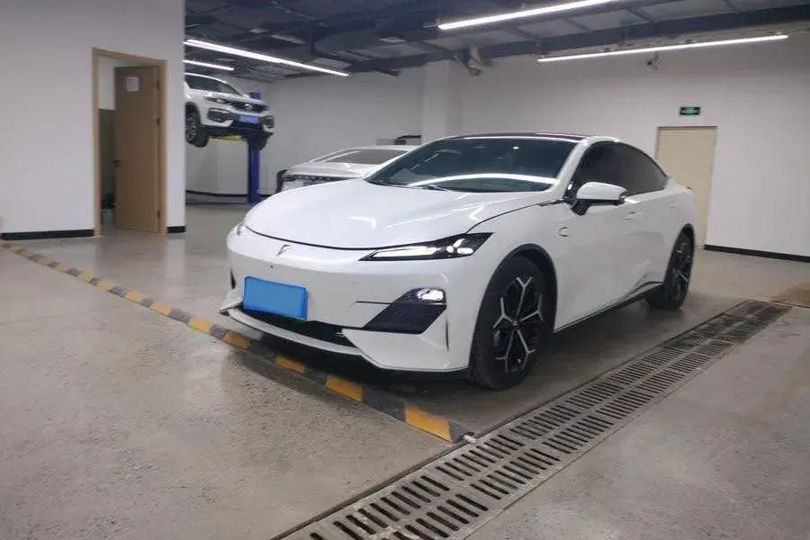 2023 Deepal SL03 1.5L 95HP L4 REEV 28.39KWH