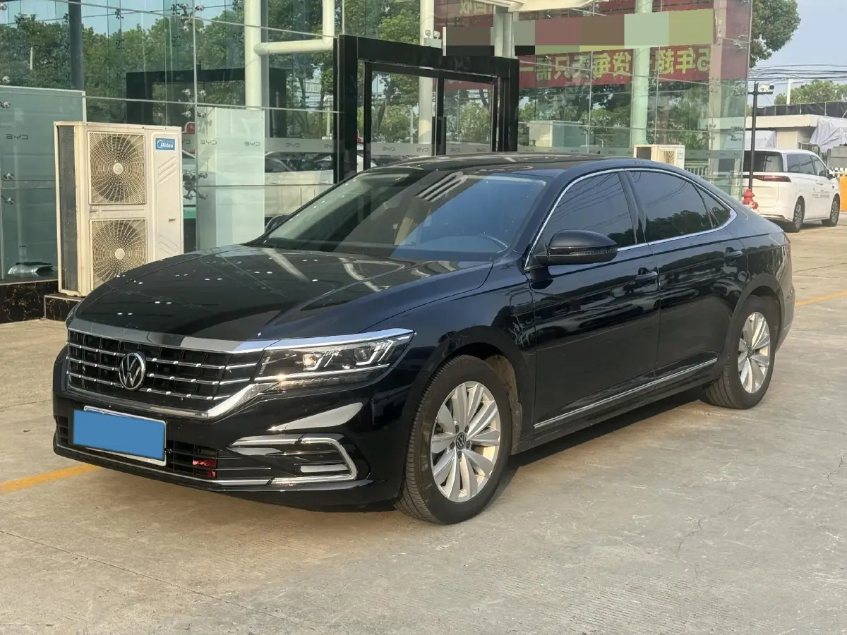 2021 Volkswagen Passat 2.0T 186HP L4 7DCT