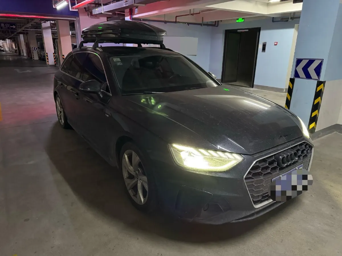 2021 Audi A4 2.0T 204HP L4 7DCT,autocango,china used car exporter,china ev exporter,chinese used car exporter,chinese used ev exporter