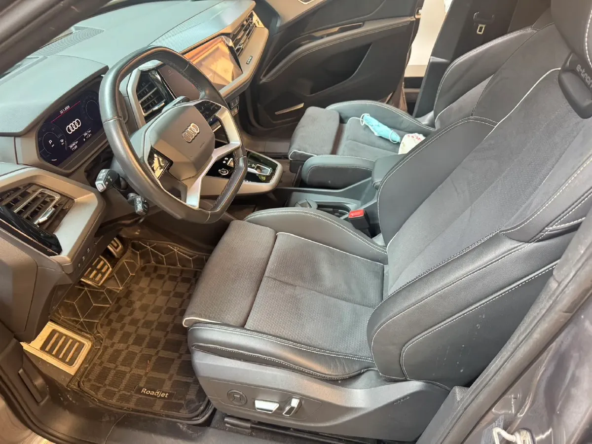 2022 Audi Q5 e-tron BEV 83.4KWH,autocango,china used car exporter,china ev exporter,chinese used car exporter,chinese used ev exporter