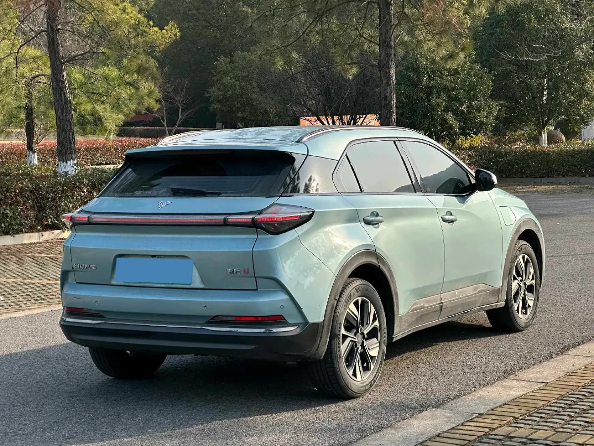 2022 Venucia Grand V 1.5T 190HP L4 7DCT,autocango,china used car exporter,china ev exporter,chinese used car exporter,chinese used ev exporter