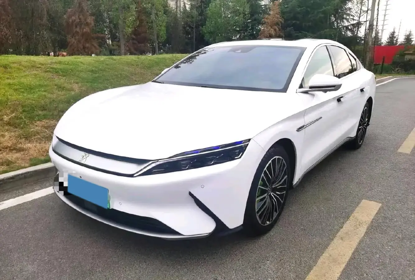 2020 Lincoln MKZ 2.0T 196HP L4 6AT