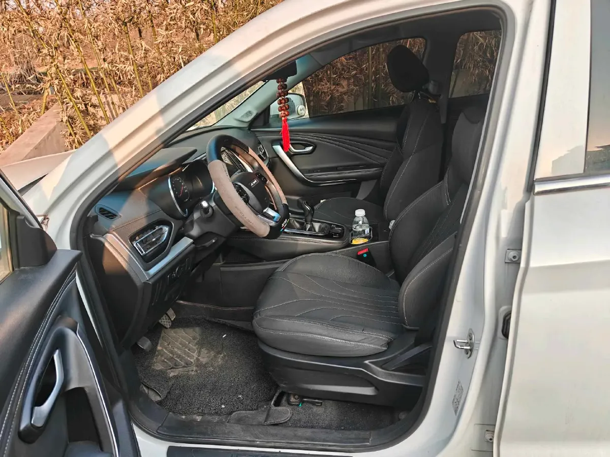 2018 ChangAn Kaicene RuiXing S50T 1.5T 150HP L4 6MT,autocango,china used car exporter,china ev exporter,chinese used car exporter,chinese used ev exporter