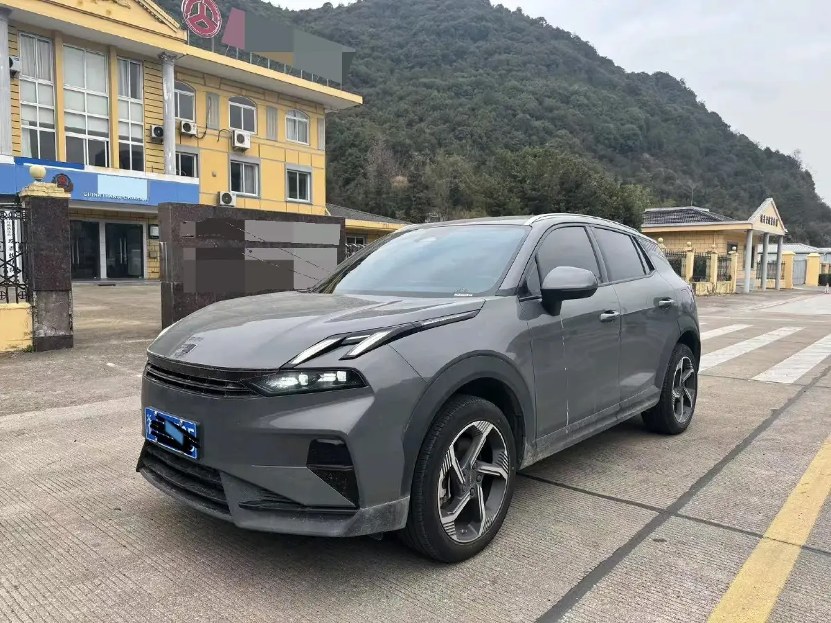 2025 LYNK&CO 06 1.5T 181HP L4 7DCT