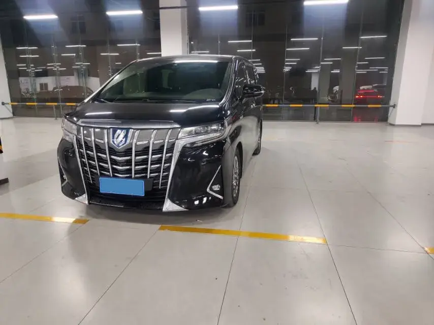 2019 Toyota Alphard 2.5L 117HP L4 E-CVT Hybrid