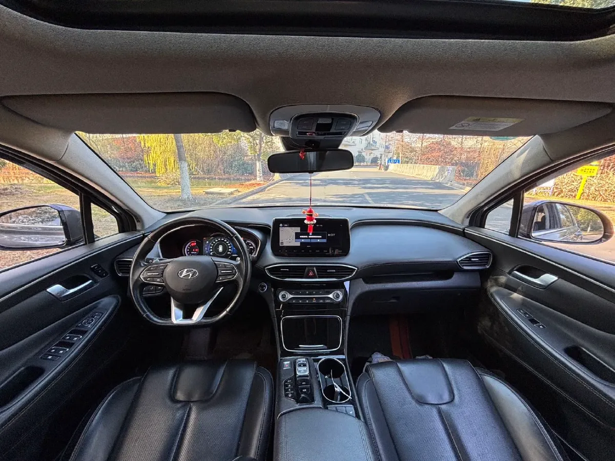 2019 Hyundai Santafe 2.0T 240HP L4 8AT,autocango,china used car exporter,china ev exporter,chinese used car exporter,chinese used ev exporter
