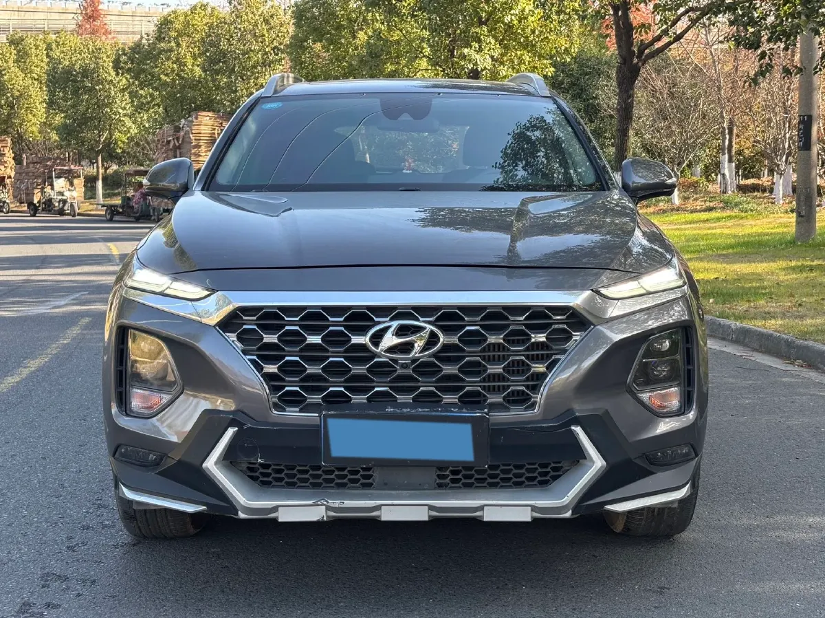 2019 Hyundai Santafe 2.0T 240HP L4 8AT,autocango,china used car exporter,china ev exporter,chinese used car exporter,chinese used ev exporter