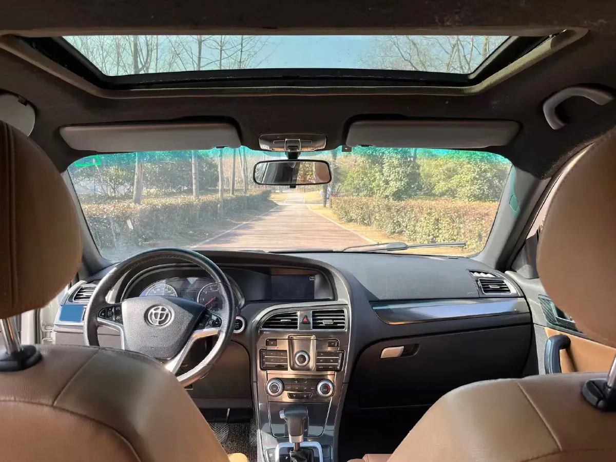 2016 Brilliance Auto V5 1.5T 150HP L4 5AT,autocango,china used car exporter,china ev exporter,chinese used car exporter,chinese used ev exporter