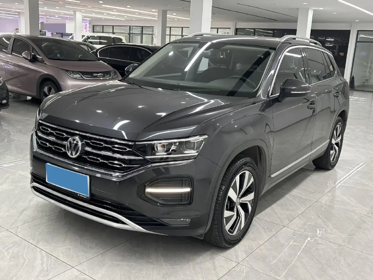 2019 Jeep Cherokee 2.0T 234HP L4 9AT