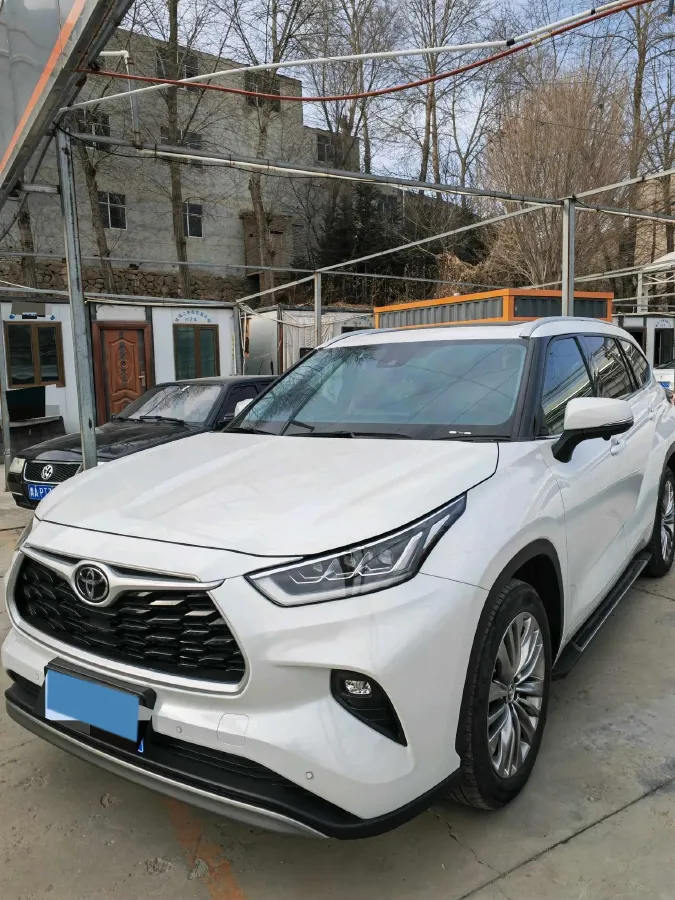 2022 Toyota Highlander 2.0T 248HP L4 8AT,autocango,china used car exporter,china ev exporter,chinese used car exporter,chinese used ev exporter