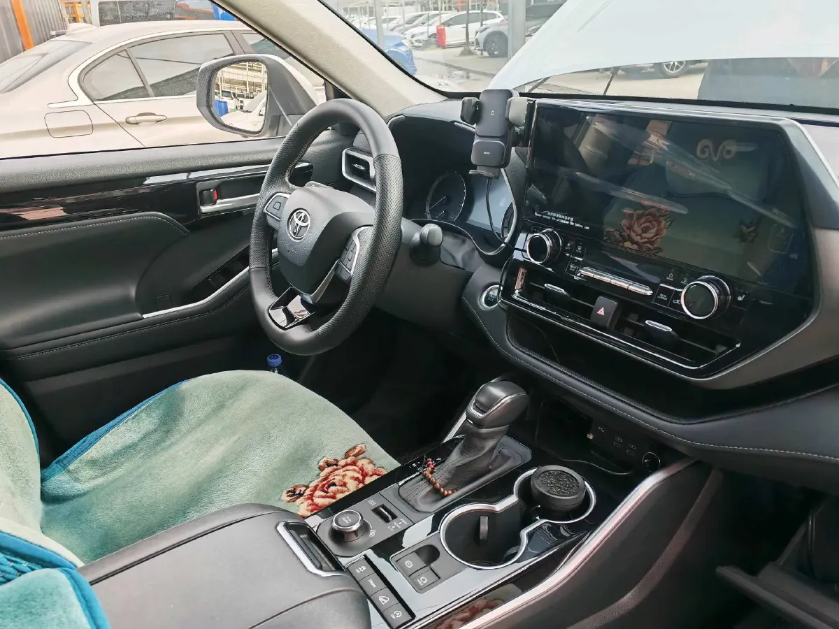 2022 Toyota Highlander 2.0T 248HP L4 8AT,autocango,china used car exporter,china ev exporter,chinese used car exporter,chinese used ev exporter