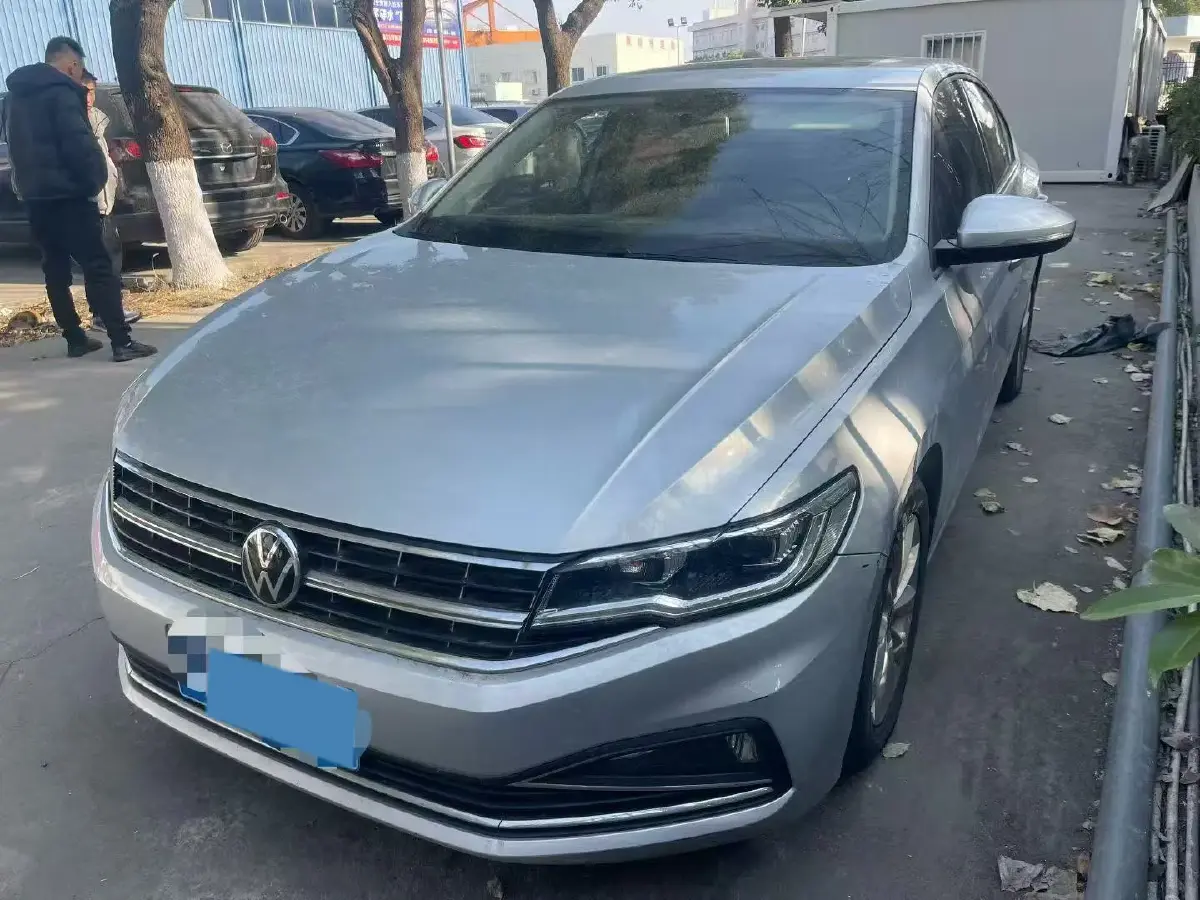 2020 Volkswagen Bora 1.5L 113HP L4 6AT