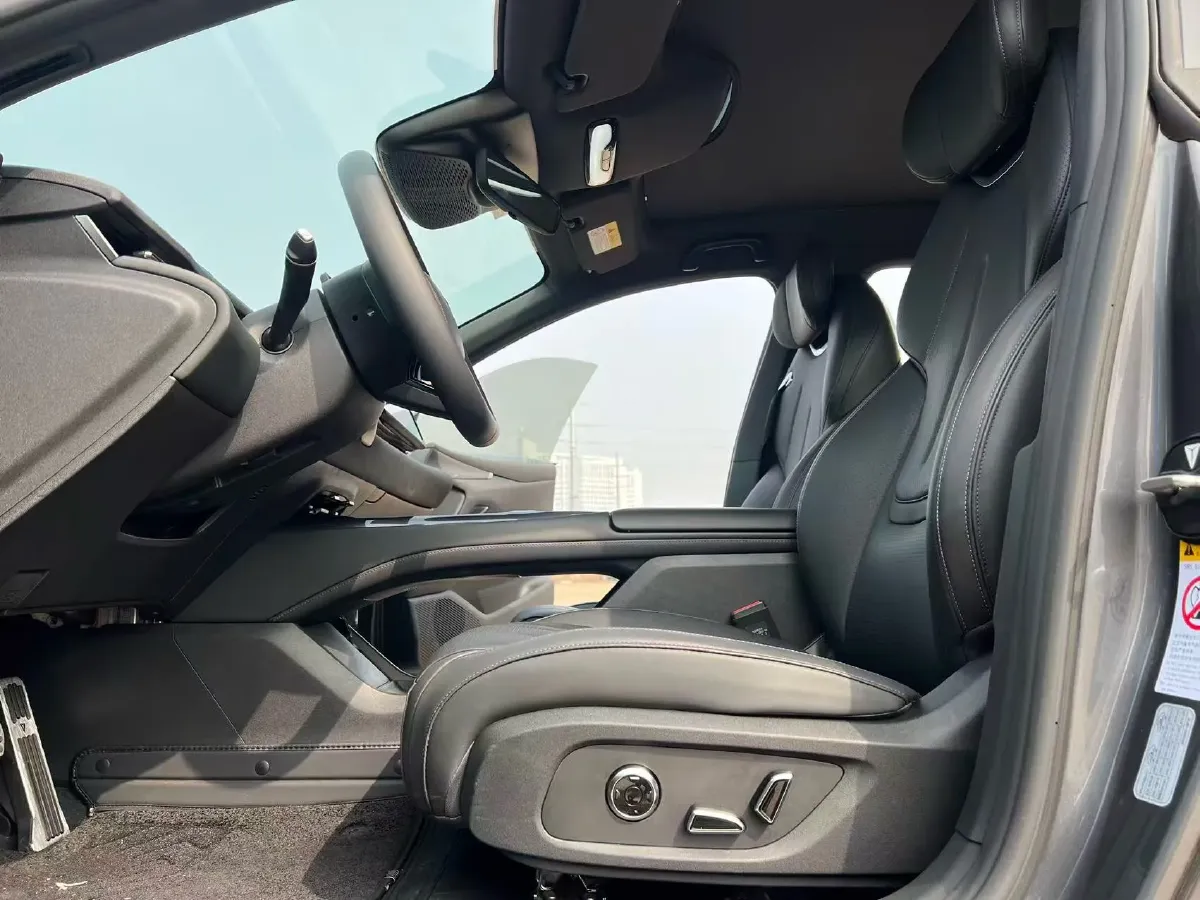 2024 Deepal L07 1.5L 98HP L4 REEV 28.39KWH,autocango,china used car exporter,china ev exporter,chinese used car exporter,chinese used ev exporter