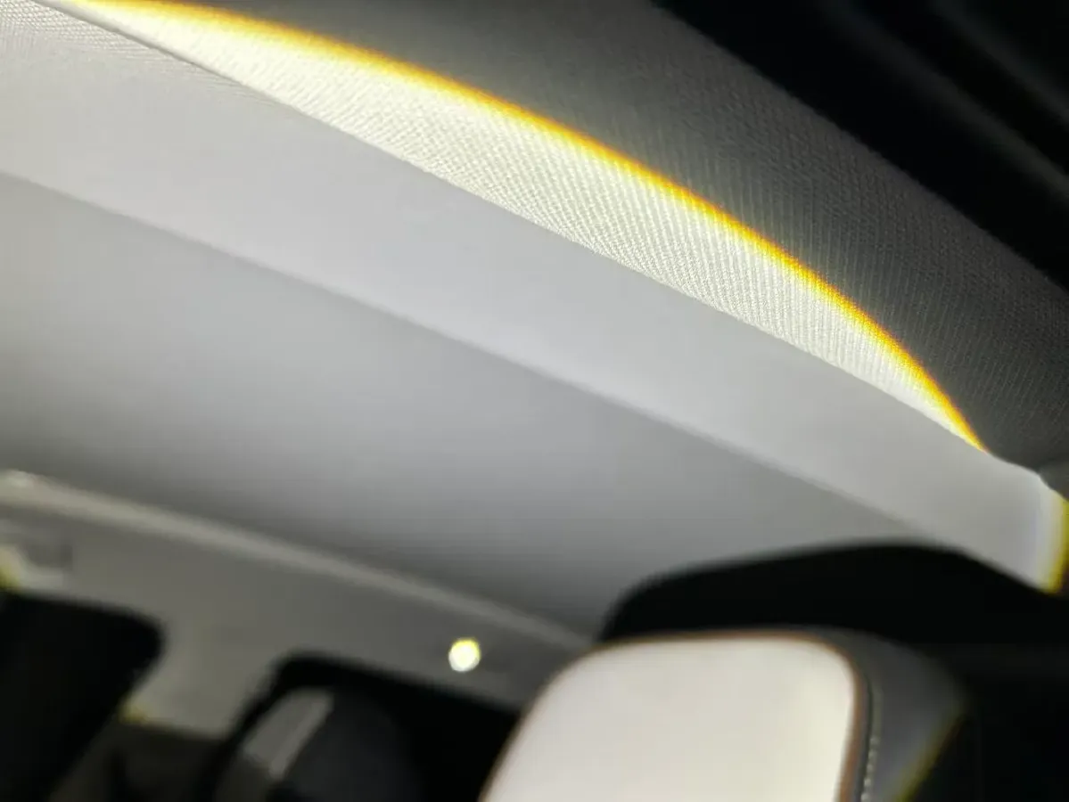 2023 Volkswagen Magotan 2.0T 220HP L4 7DCT,autocango,china used car exporter,china ev exporter,chinese used car exporter,chinese used ev exporter