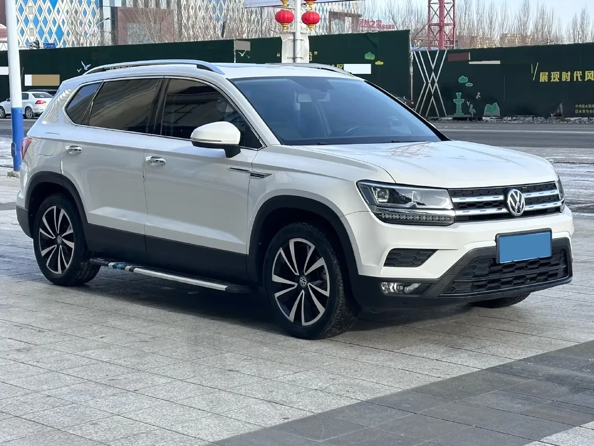 2019 MINI MINI 1.5T 102HP L3 7DCT,autocango,china used car exporter,china ev exporter,chinese used car exporter,chinese used ev exporter