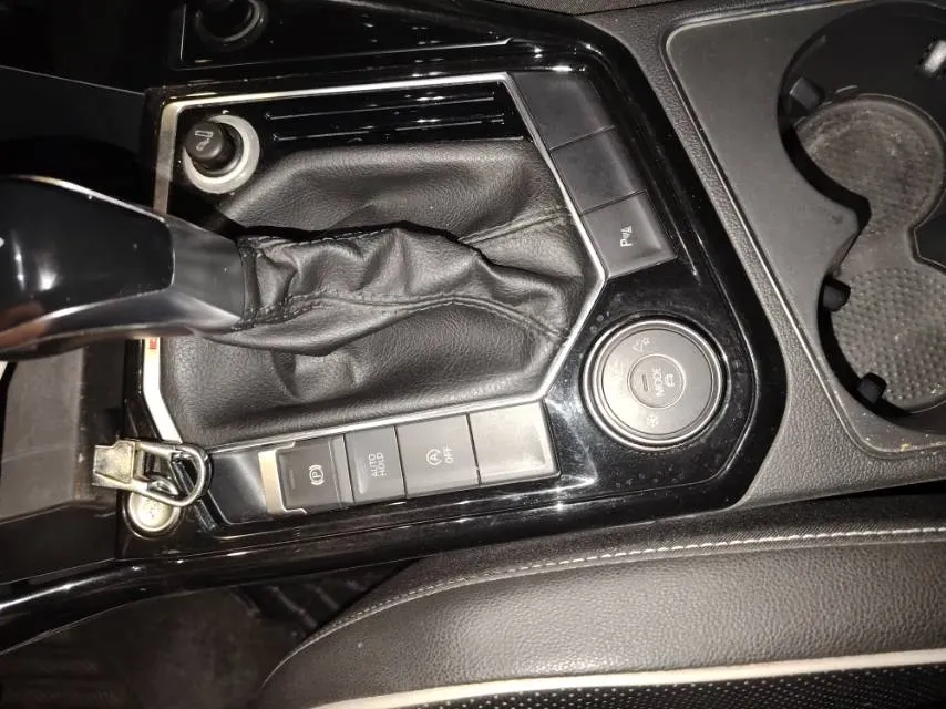 2019 Dongfeng YuFeng S16 1.9T 150HP L4 6AT,autocango,china used car exporter,china ev exporter,chinese used car exporter,chinese used ev exporter