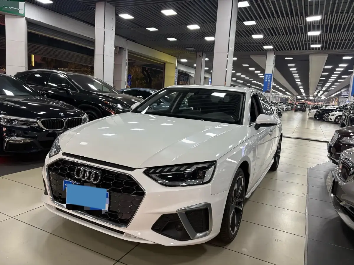 2020 Audi A4L 2.0T 190HP L4 7DCT