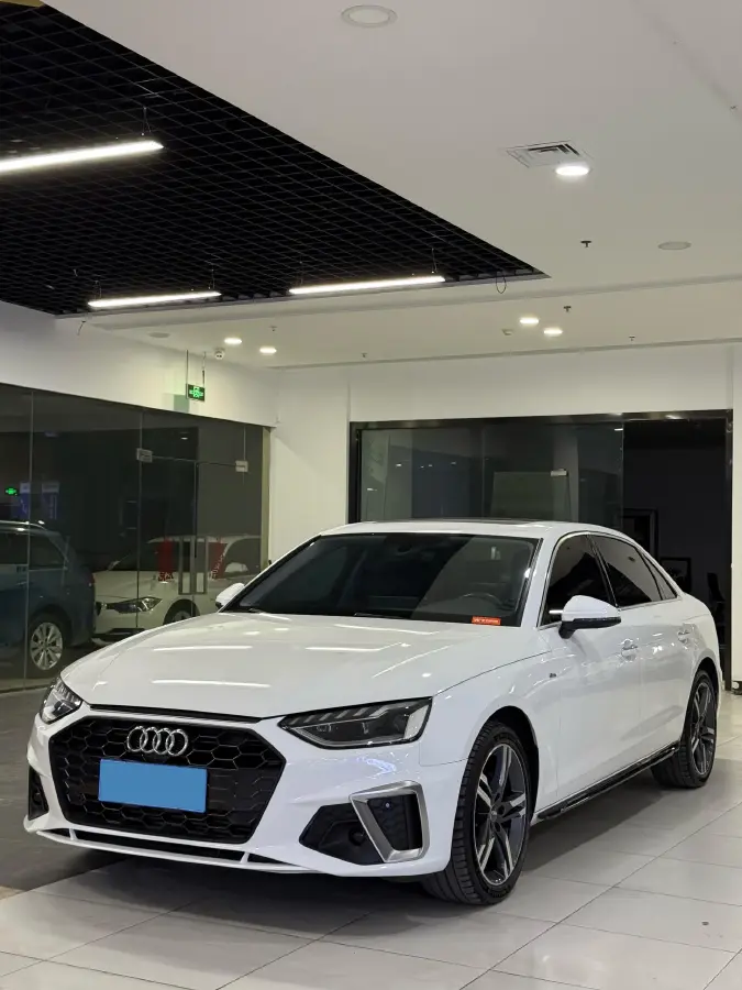 2020 Audi A4L 2.0T 190HP L4 7DCT