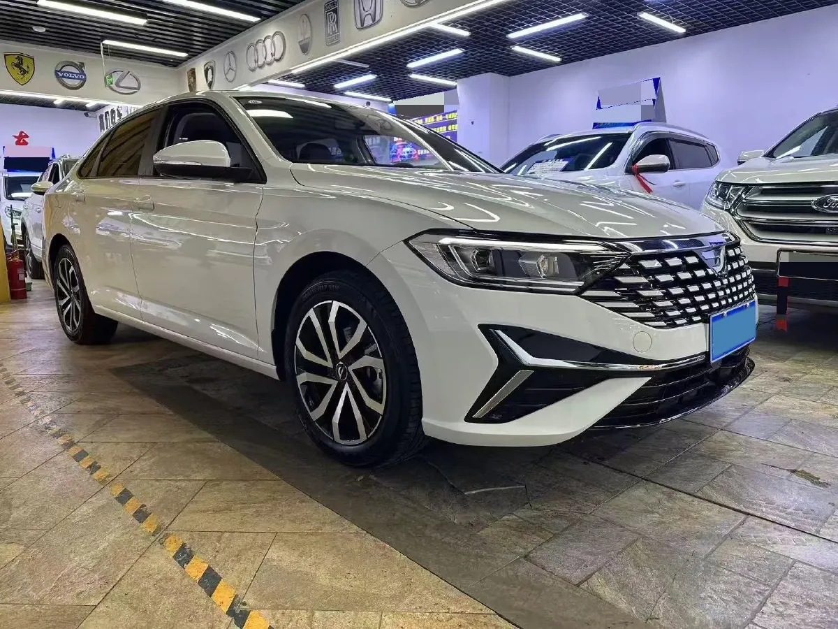 2025 Jetta JettaVA7 1.4T 150HP L4 7DCT,autocango,china used car exporter,china ev exporter,chinese used car exporter,chinese used ev exporter