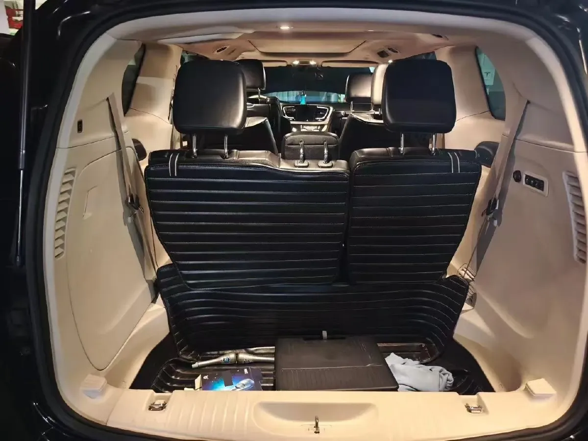 2017 Chrysler Pacifica 3.6L 279HP V6 9AT,autocango,china used car exporter,china ev exporter,chinese used car exporter,chinese used ev exporter