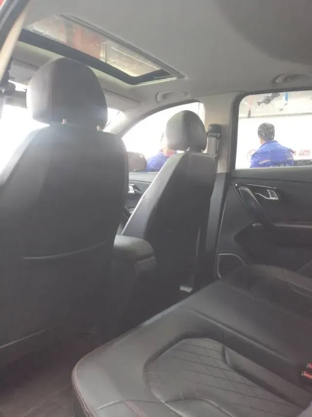 2017 FAW Senia R7 1.6L 116HP L4 6AT,autocango,china used car exporter,china ev exporter,chinese used car exporter,chinese used ev exporter