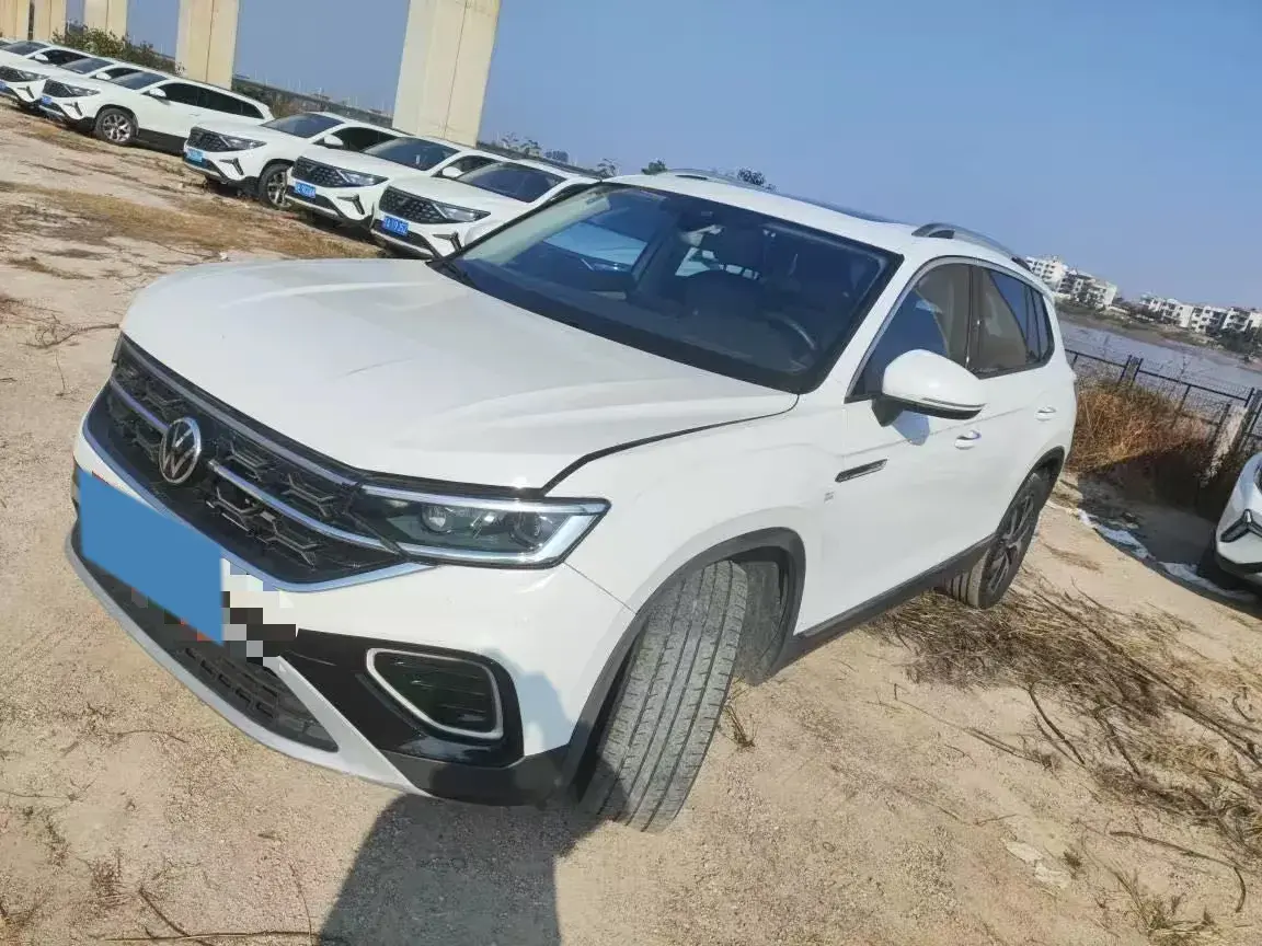 2023 Volkswagen Tayron 1.5T 160HP L4 7DCT