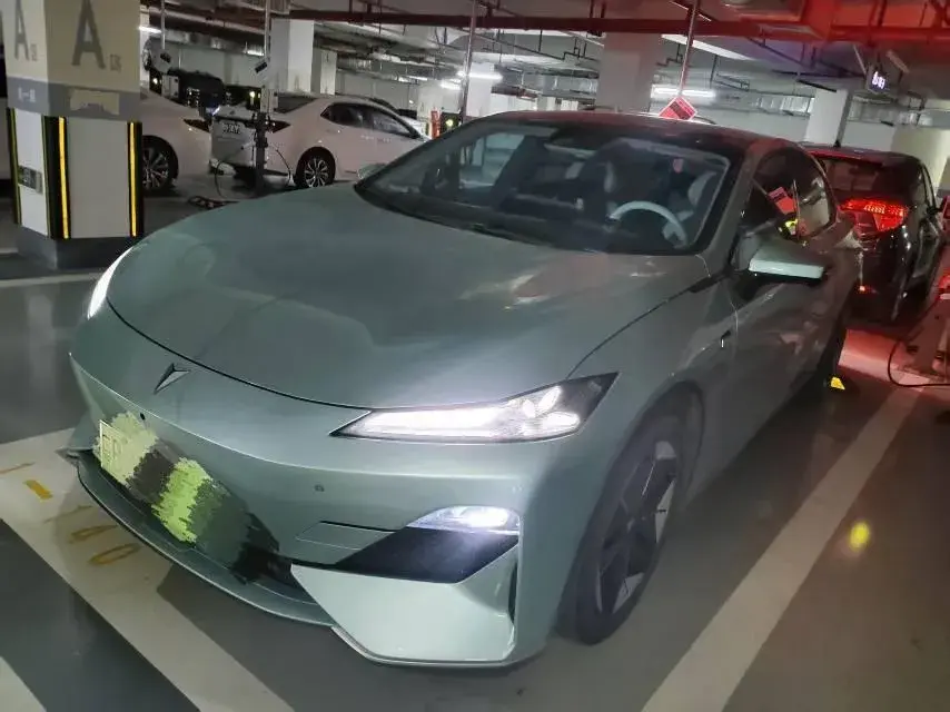 2022 DongFeng Forthing LingZhi EV BEV 68.4KWH