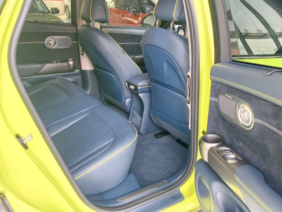 2023 Genesis GV60 BEV 76.4KWH,autocango,china used car exporter,china ev exporter,chinese used car exporter,chinese used ev exporter