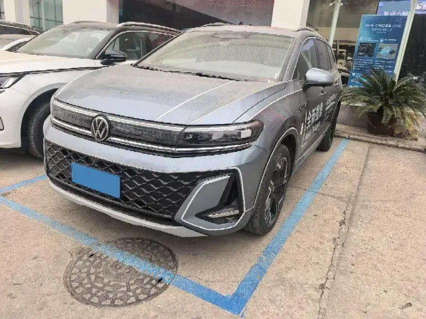 2026 Volkswagen Talagon 2.0T 272HP L4 7DCT