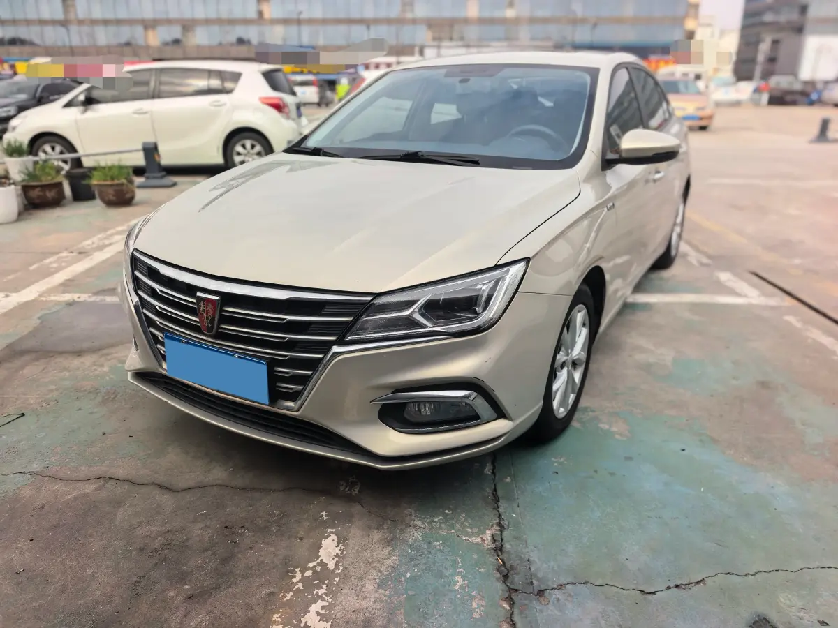 2019 Roewe i5 1.5L 120HP L4 CVT