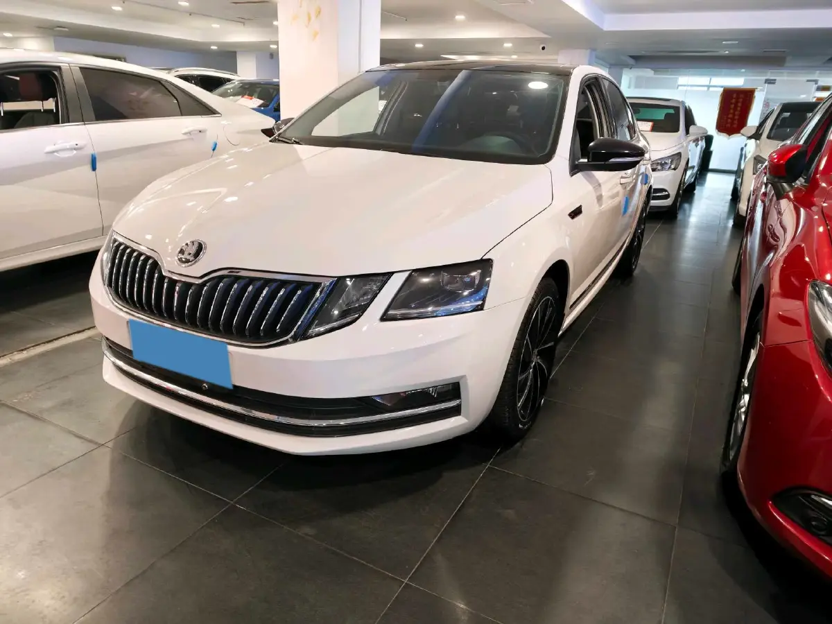 2019 Skoda Octavia 1.4T 150HP L4 7DCT