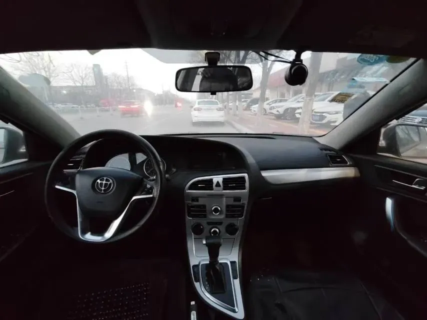 2014 Brilliance Auto H530 1.5T 150HP L4 5AT,autocango,china used car exporter,china ev exporter,chinese used car exporter,chinese used ev exporter