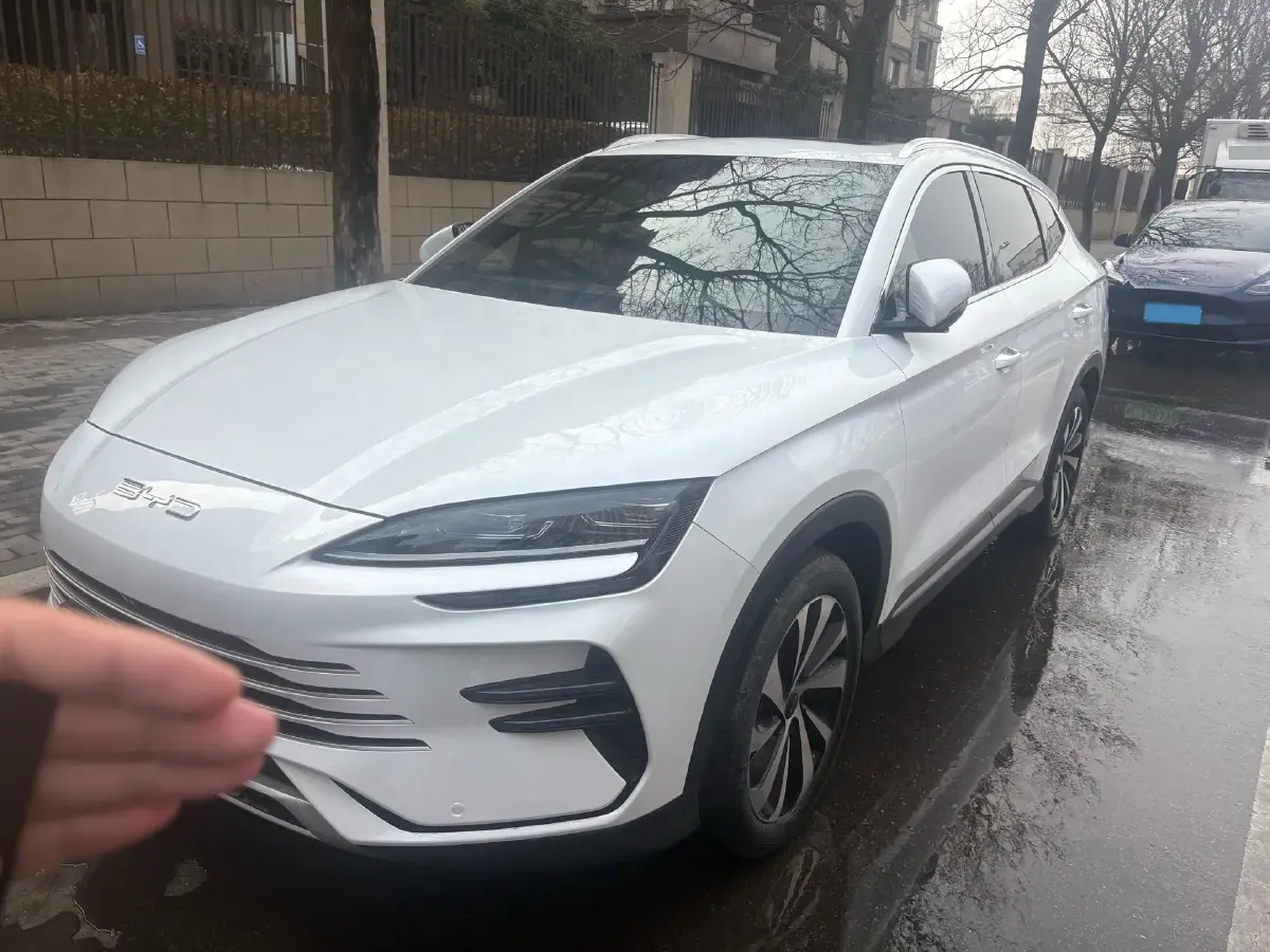 2025 BYD Song Plus 1.5L 101HP L4 E-CVT PHEV 18.3KWH