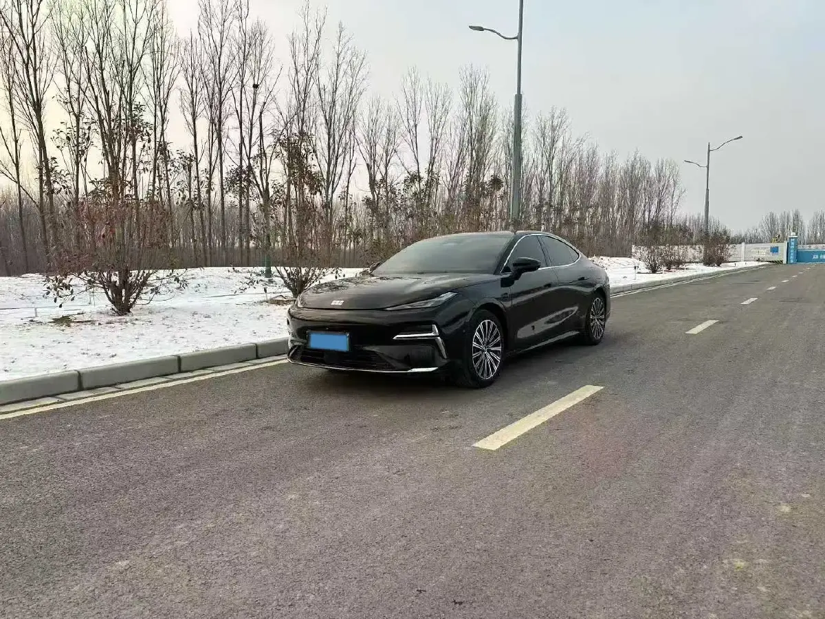 2025 Geely Galaxy Starshine 8 1.5L 112HP L4 1DHT PHEV