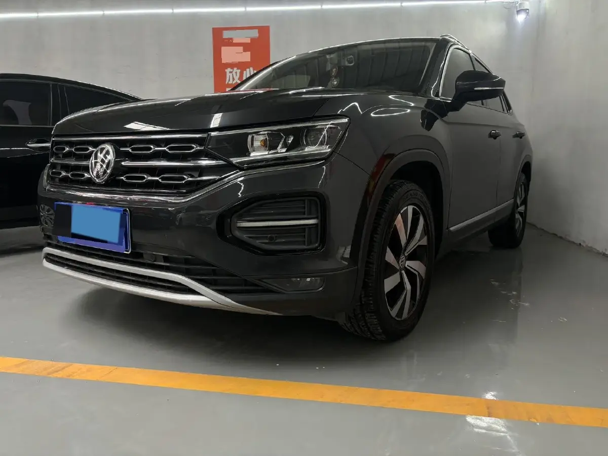 2019 Jeep Cherokee 2.0T 234HP L4 9AT