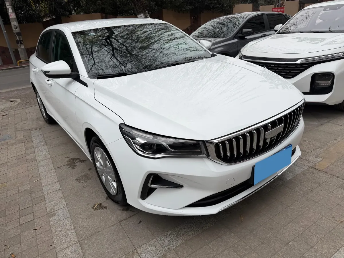 2025 Geely Emgrand 1.5L 127HP L4 5MT,autocango,china used car exporter,china ev exporter,chinese used car exporter,chinese used ev exporter