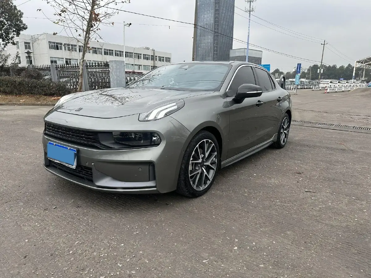 2022 LYNK&CO 03 2.0T 190HP L4 7DCT
