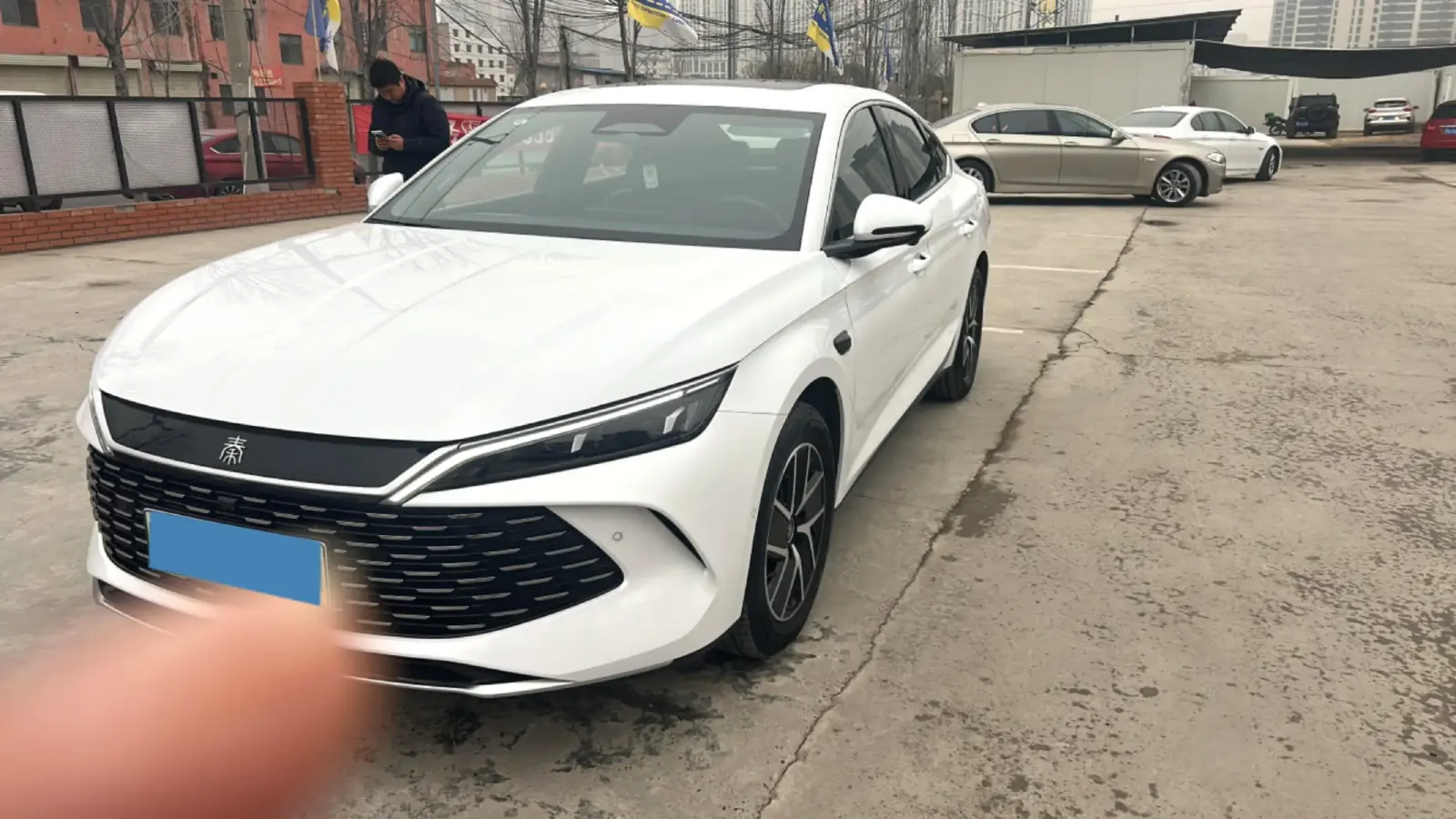 2025 BYD QinL 1.5L 101HP L4 E-CVT PHEV 15.87KWH