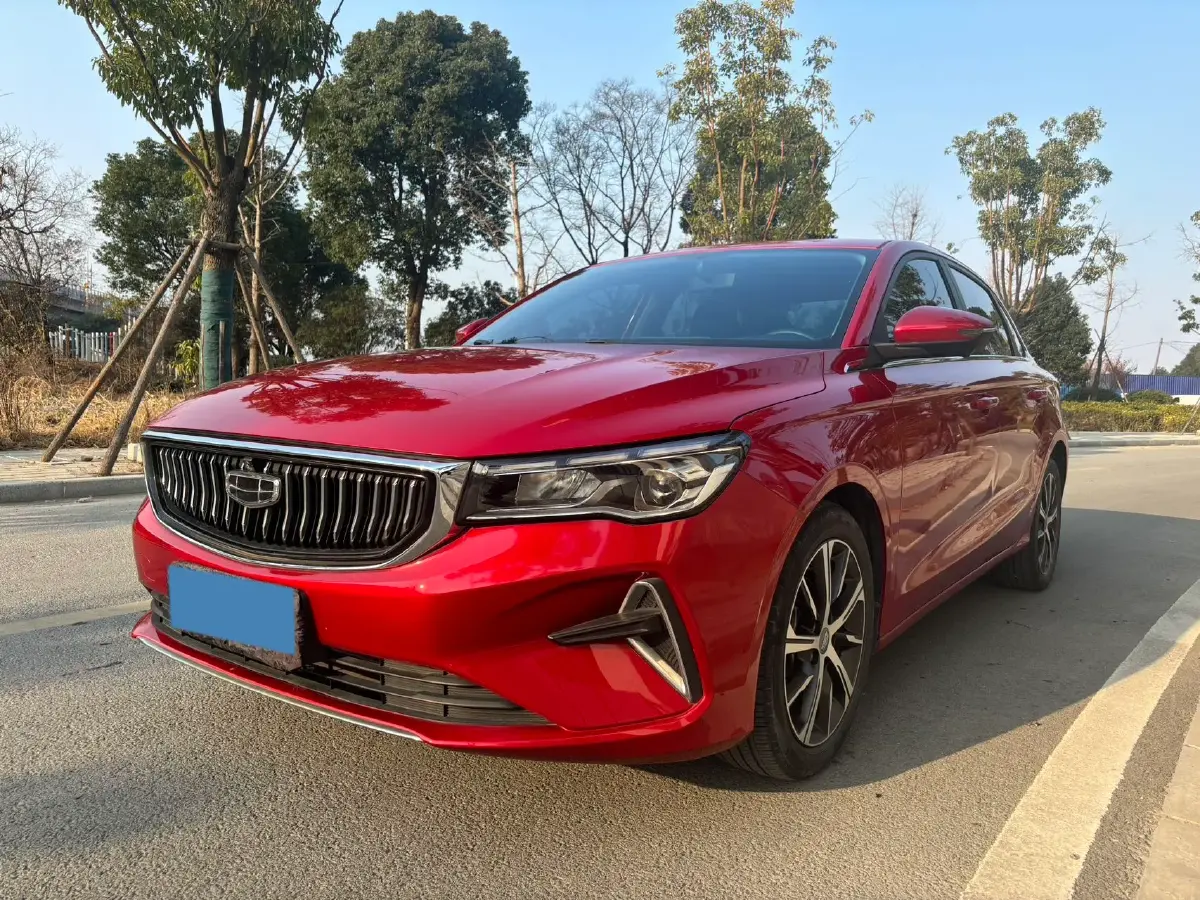 2022 Geely Emgrand 1.5L 114HP L4 CVT